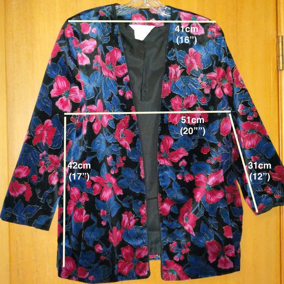 TanJay Velveteen Floral Blazer - Picture 2 of 7